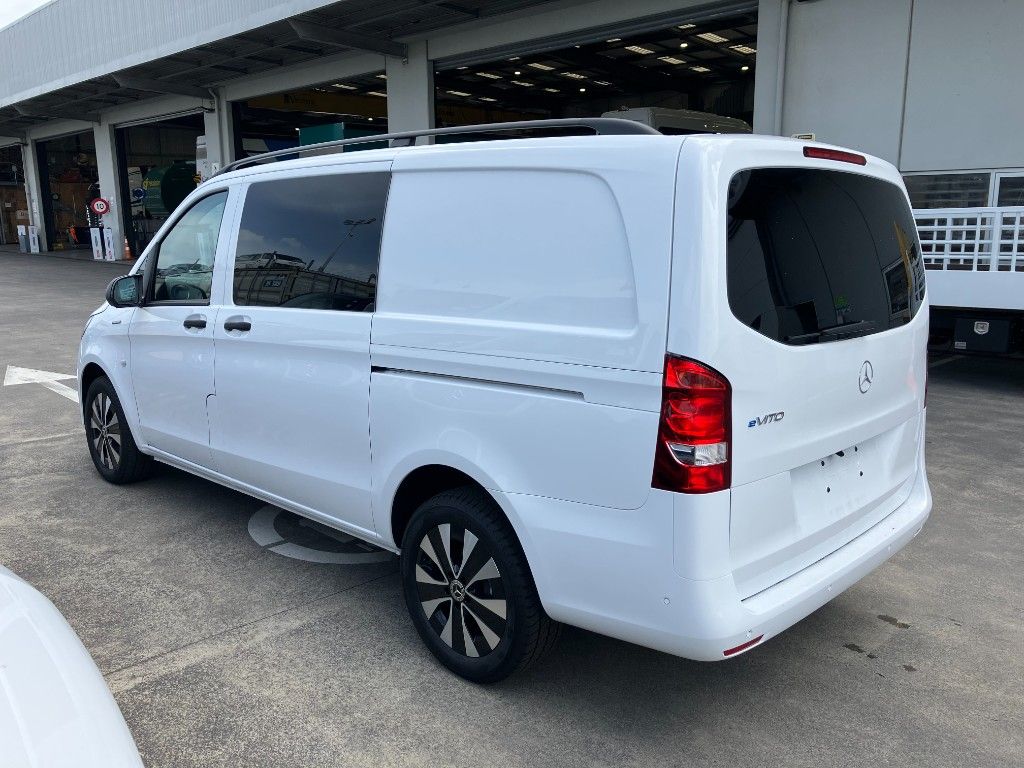 eVito 112 Panel Van 