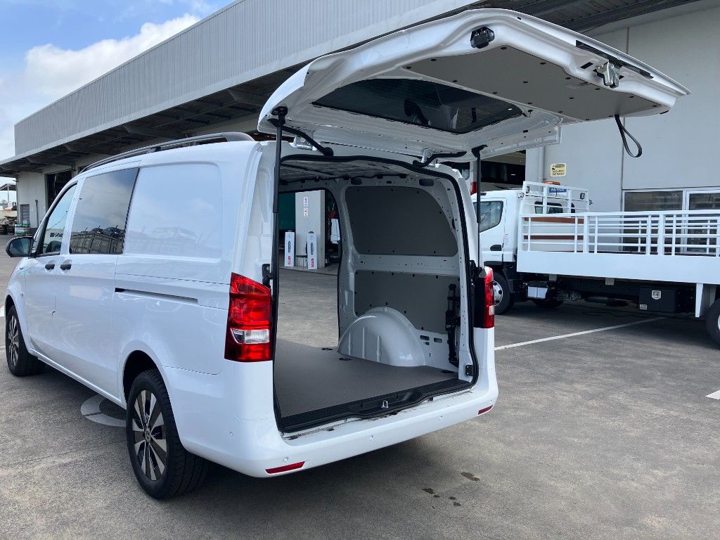 eVito 112 Panel Van 