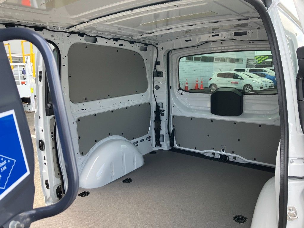 eVito 112 Panel Van 