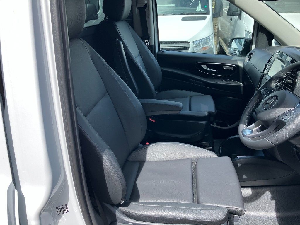 eVito 112 Panel Van 