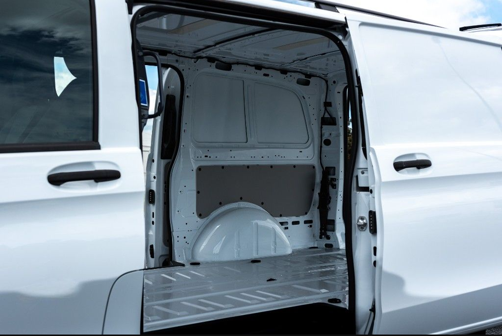 2025 Mercedes-Benz eVito 112 Panel Van MWB FWD