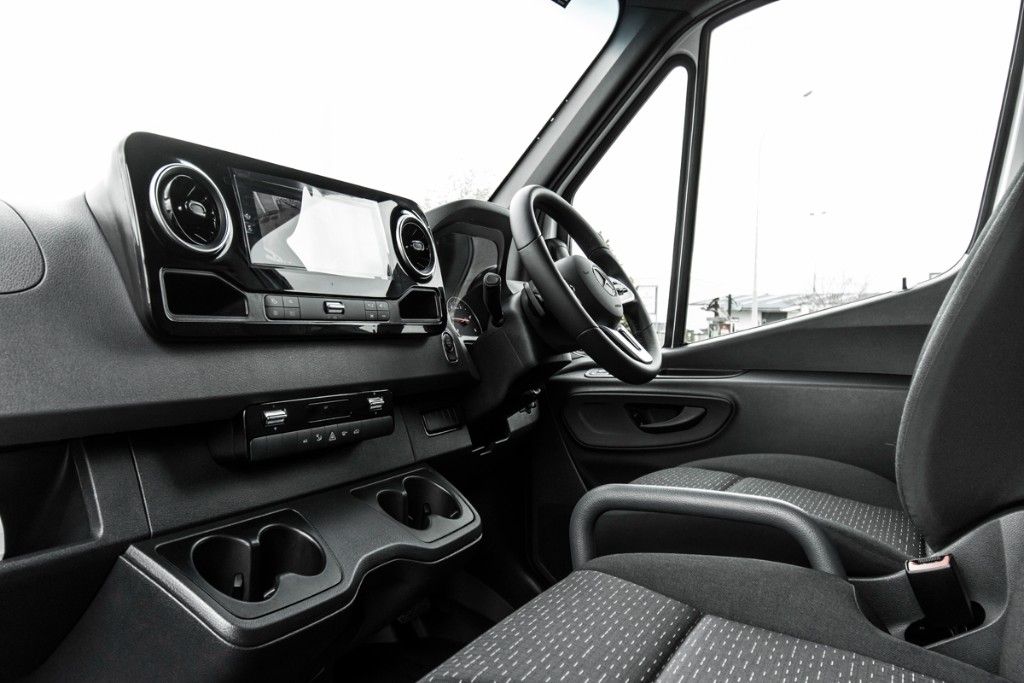 2023 Mercedes-Benz Sprinter 517 LWB