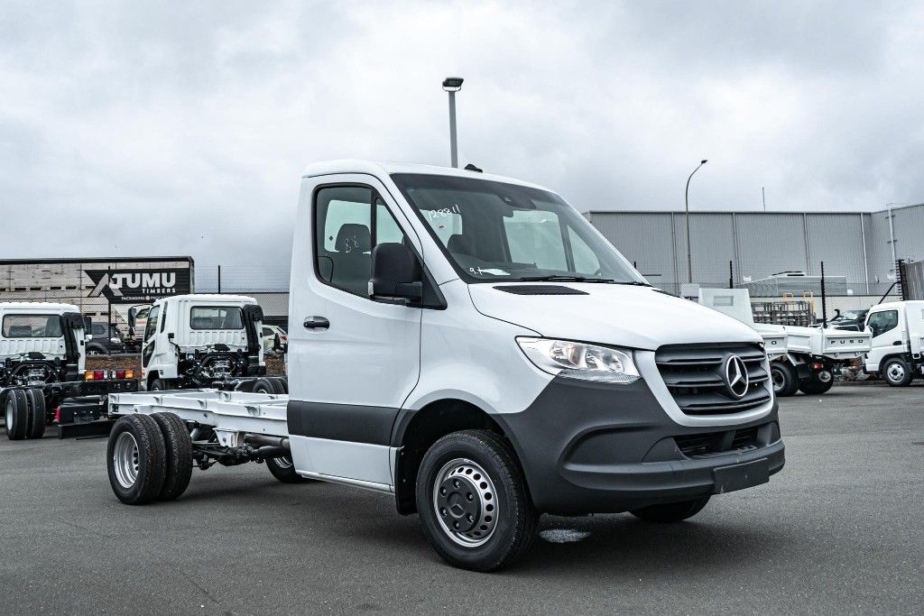 2024 Sprinter 516 MWB Chassis 