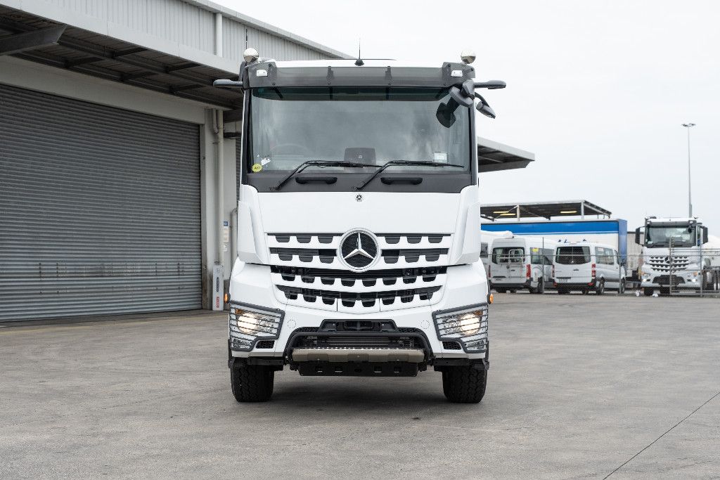 2023 Mercedes-Benz Arocs5 2653K 6x4 M Tipper