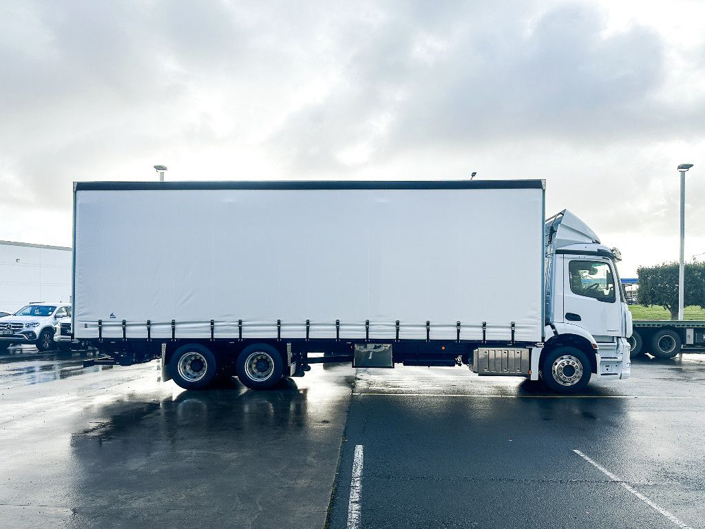 2023 Mercedes-Benz Actros5 2635L 6x2 18 Pallet Curtainsider