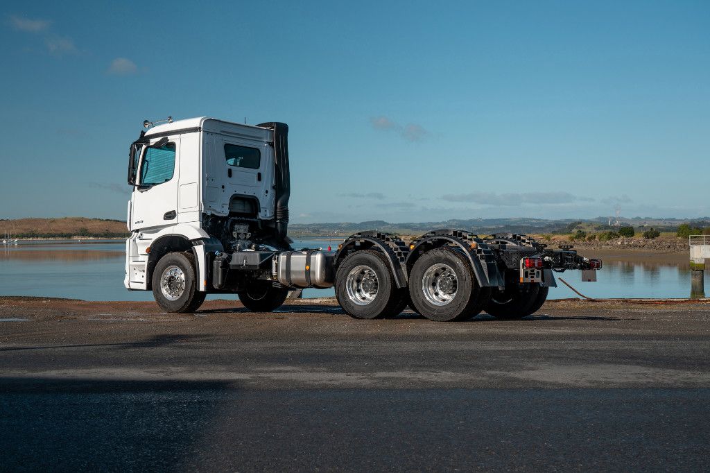 2025 Mercedes-Benz Arocs5 2653L 6x4 M Cab