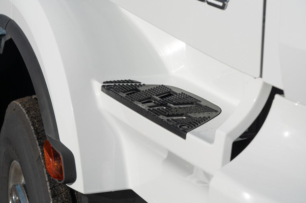 2025 Mercedes-Benz Arocs5 2653L 6x4 M Cab