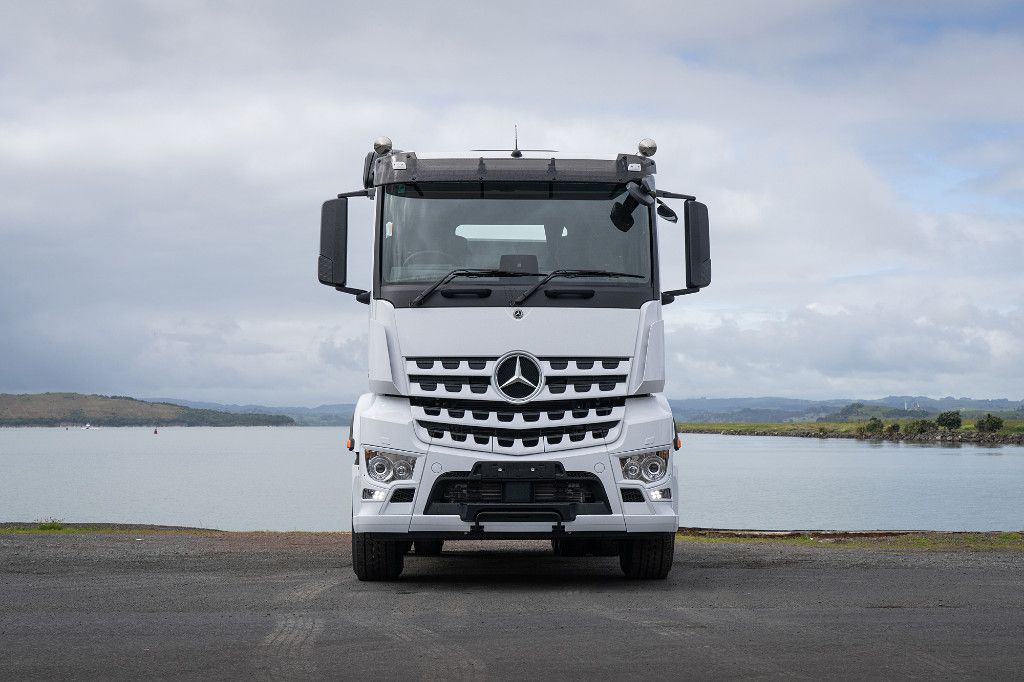 2023 Mercedes-Benz Arocs 2653L Steel Tipper 