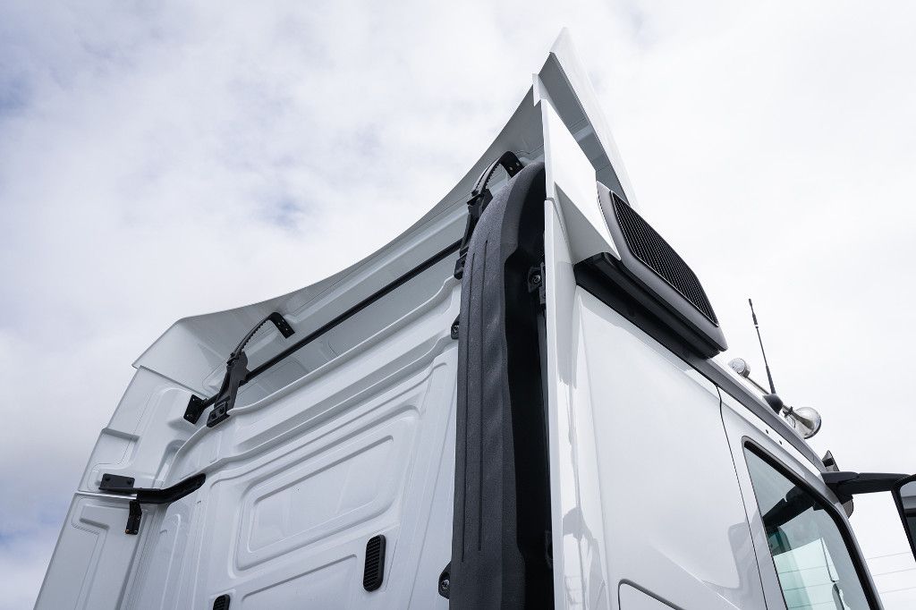 2023 Mercedes-Benz Actros5 2653LS 6x4 Tractor