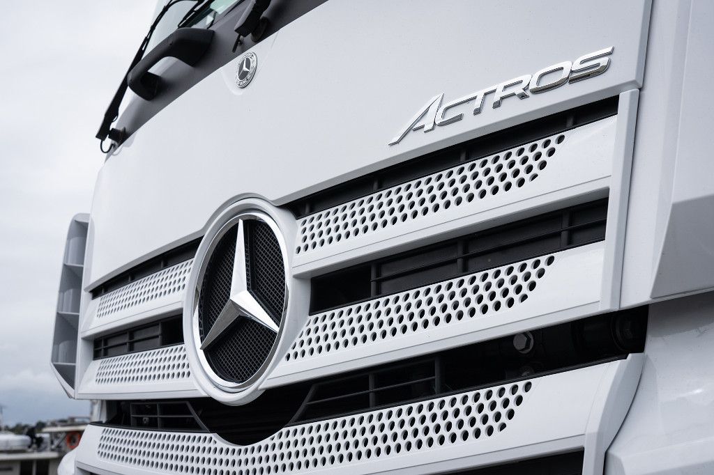 2023 Mercedes-Benz Actros5 2653LS 6x4 Tractor
