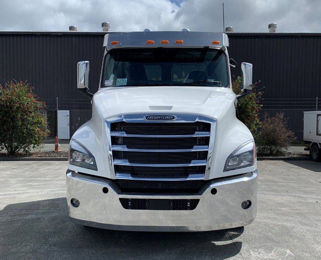 2024 Freightliner Cascadia 126 6x4 Logger Spec