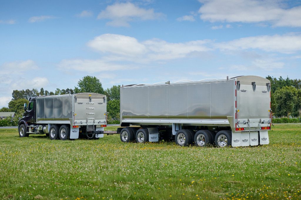 2025 Cascadia 126 Alloy bulk tipper and trailer 