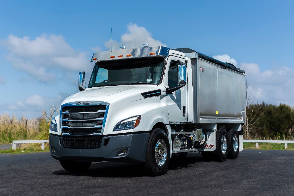 Freightliner 2023 Cascadia 126 6x4 Alloy Bulk Tipper