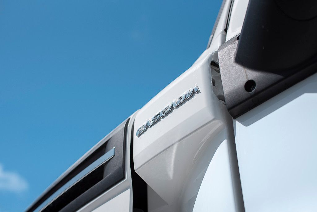 Freightliner 2023 Cascadia 126 6x4 Alloy Bulk Tipper