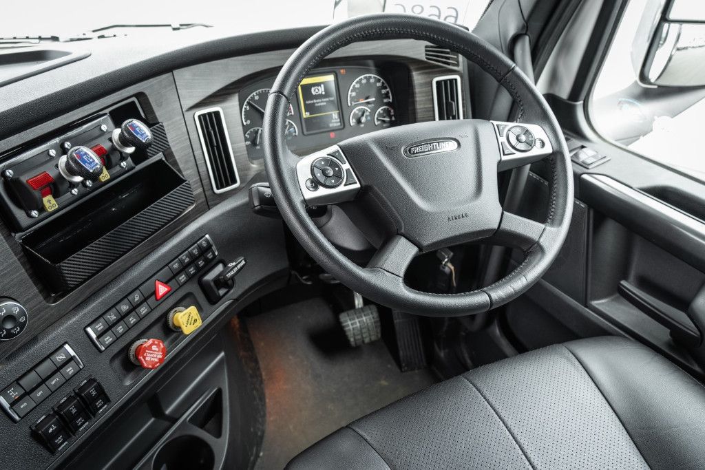 2025 Freightliner Cascadia 116 6x4 Steel Tipper