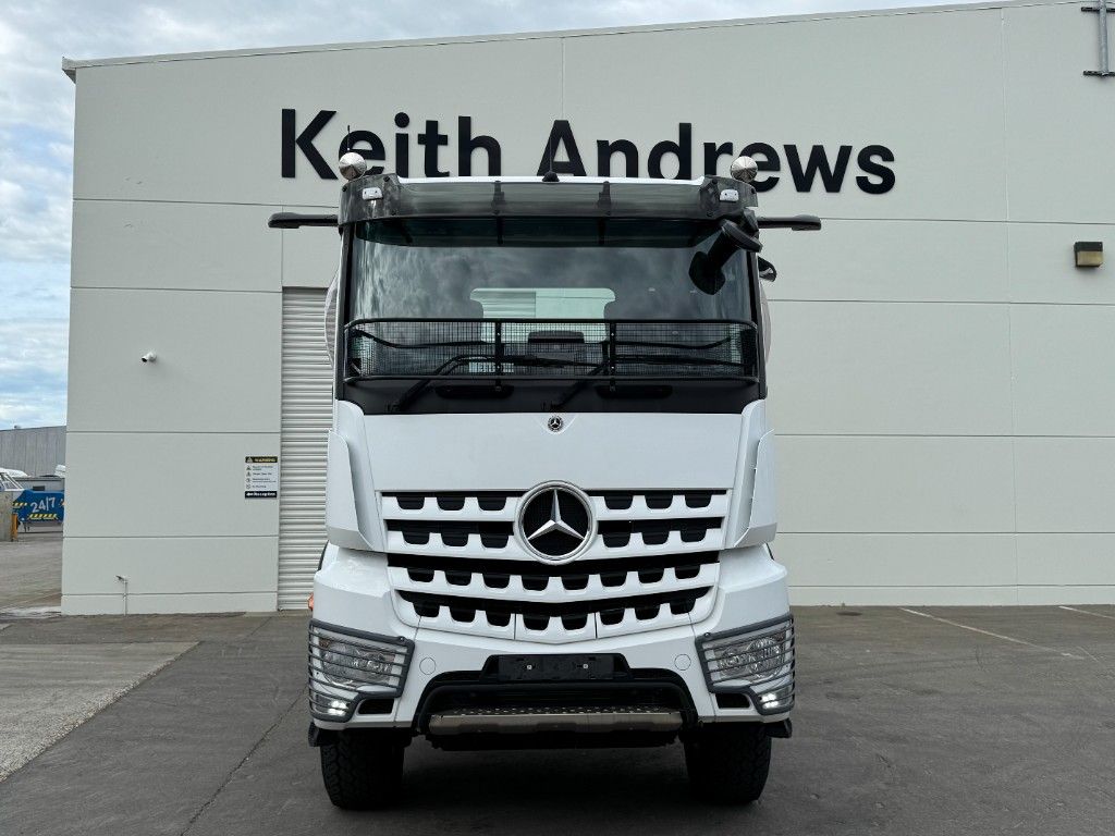 2025 Mercedes-Benz Arocs 3346 6 x 6 ClassicSpace M-Cab