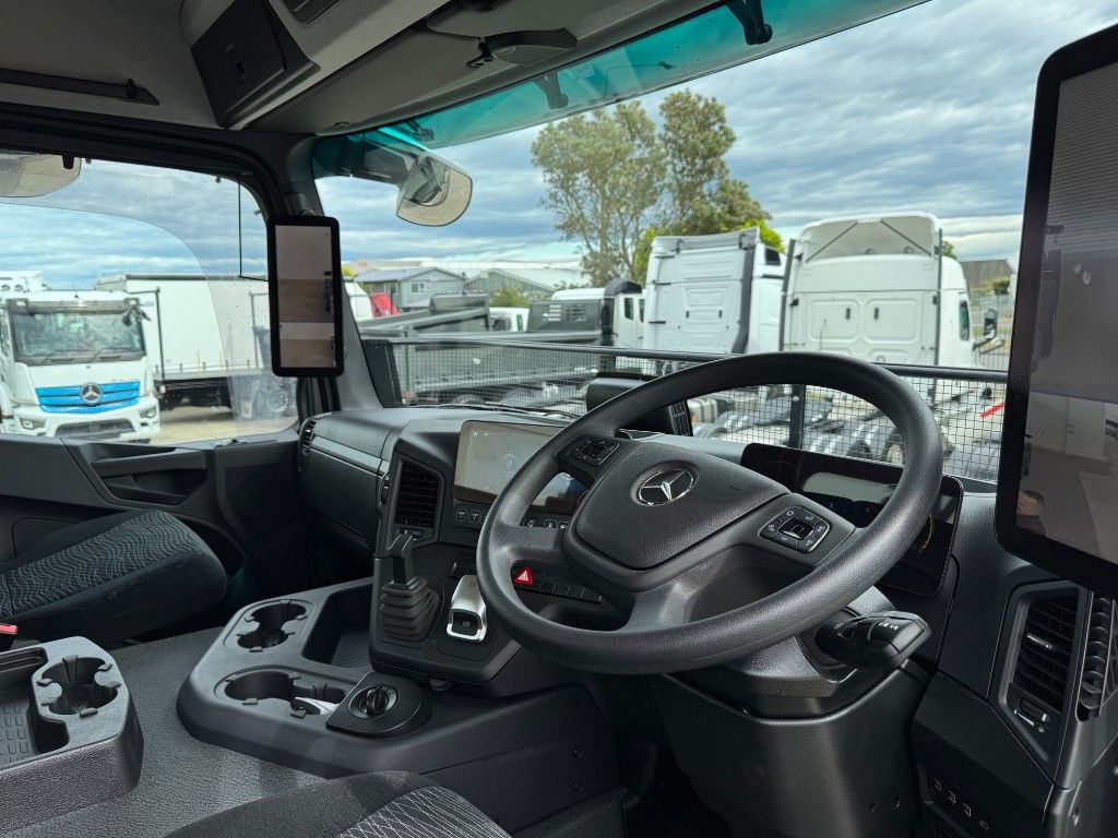 2025 Mercedes-Benz Arocs 3346 6 x 6 ClassicSpace M-Cab