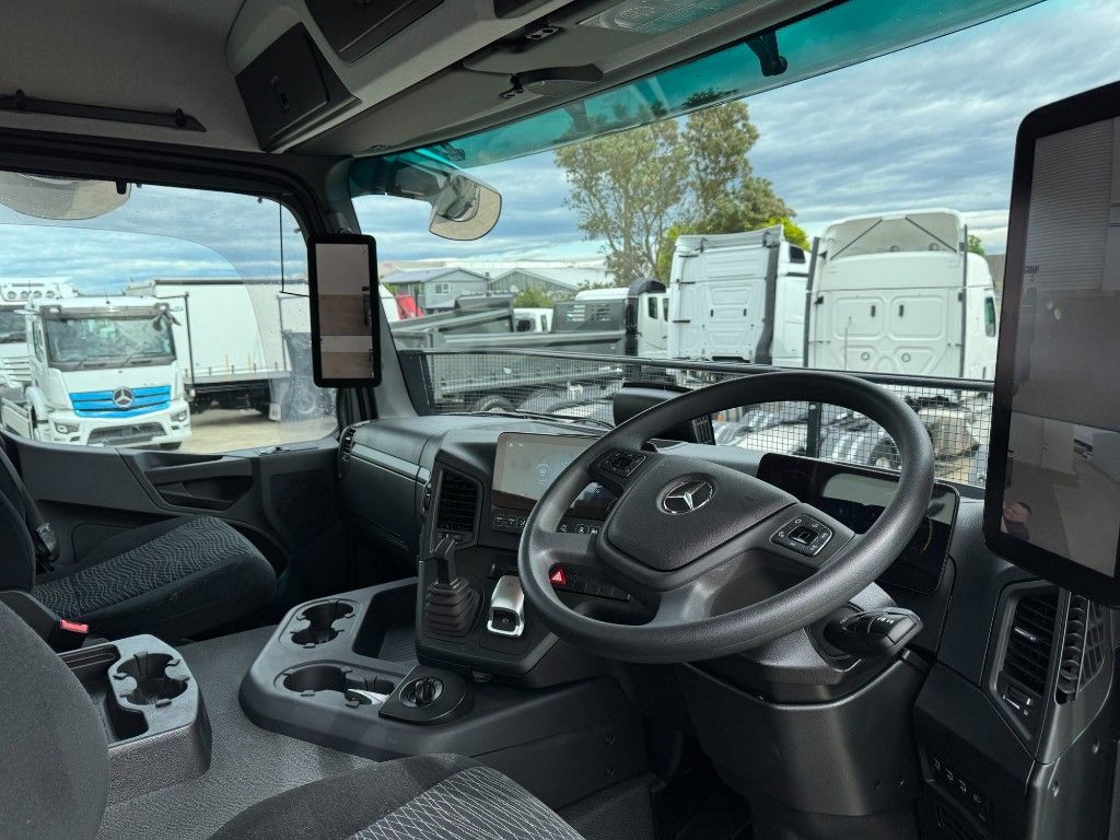2025 Mercedes-Benz Arocs 3346 6 x 6 ClassicSpace M-Cab