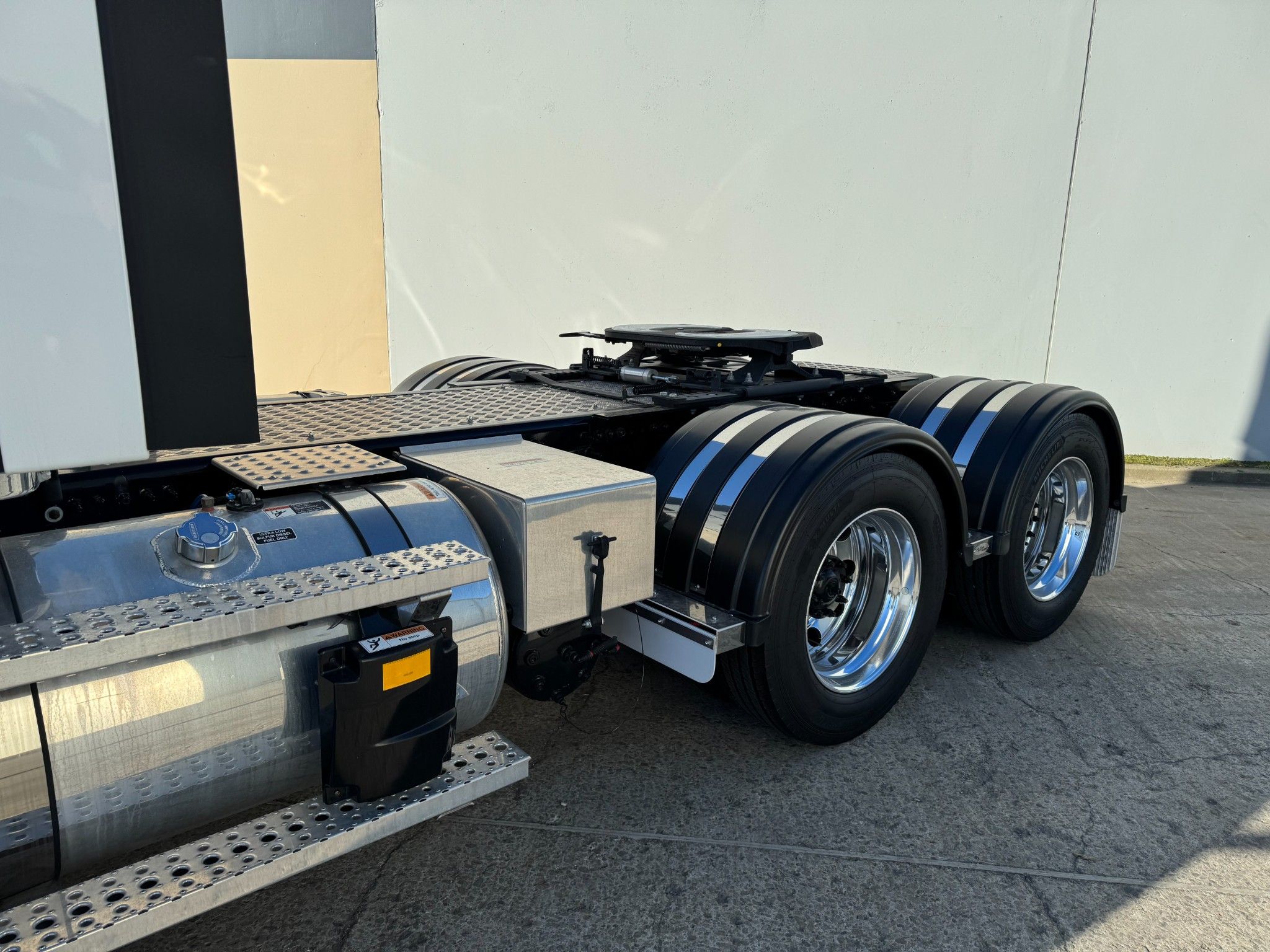 2025 Freightliner Cascadia 116 6x4 Tractor Unit – READY TO GO NOW!