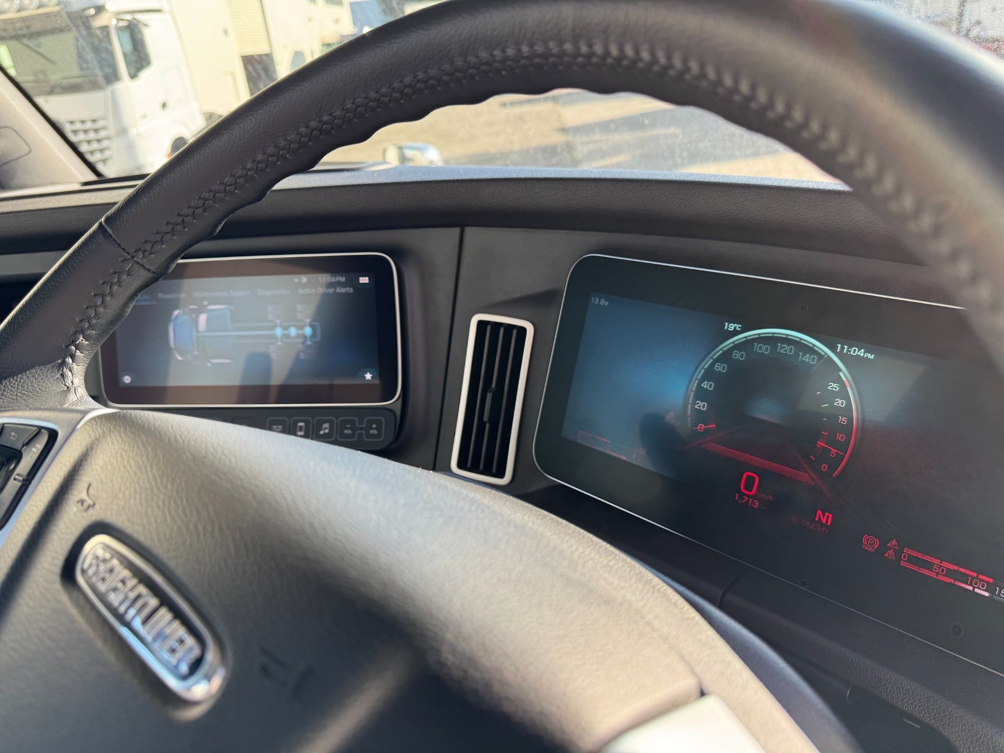 2025 Freightliner Cascadia 116 6x4 Tractor Unit – READY TO GO NOW!