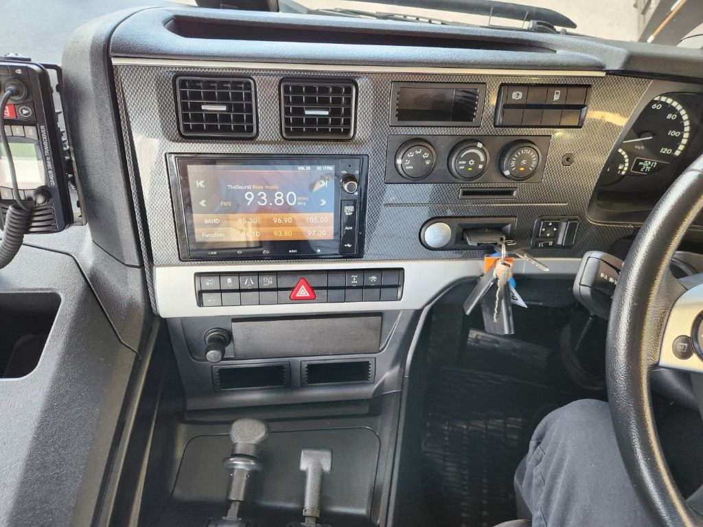 2022 FUSO SHOGUN FV2546K TRACTOR