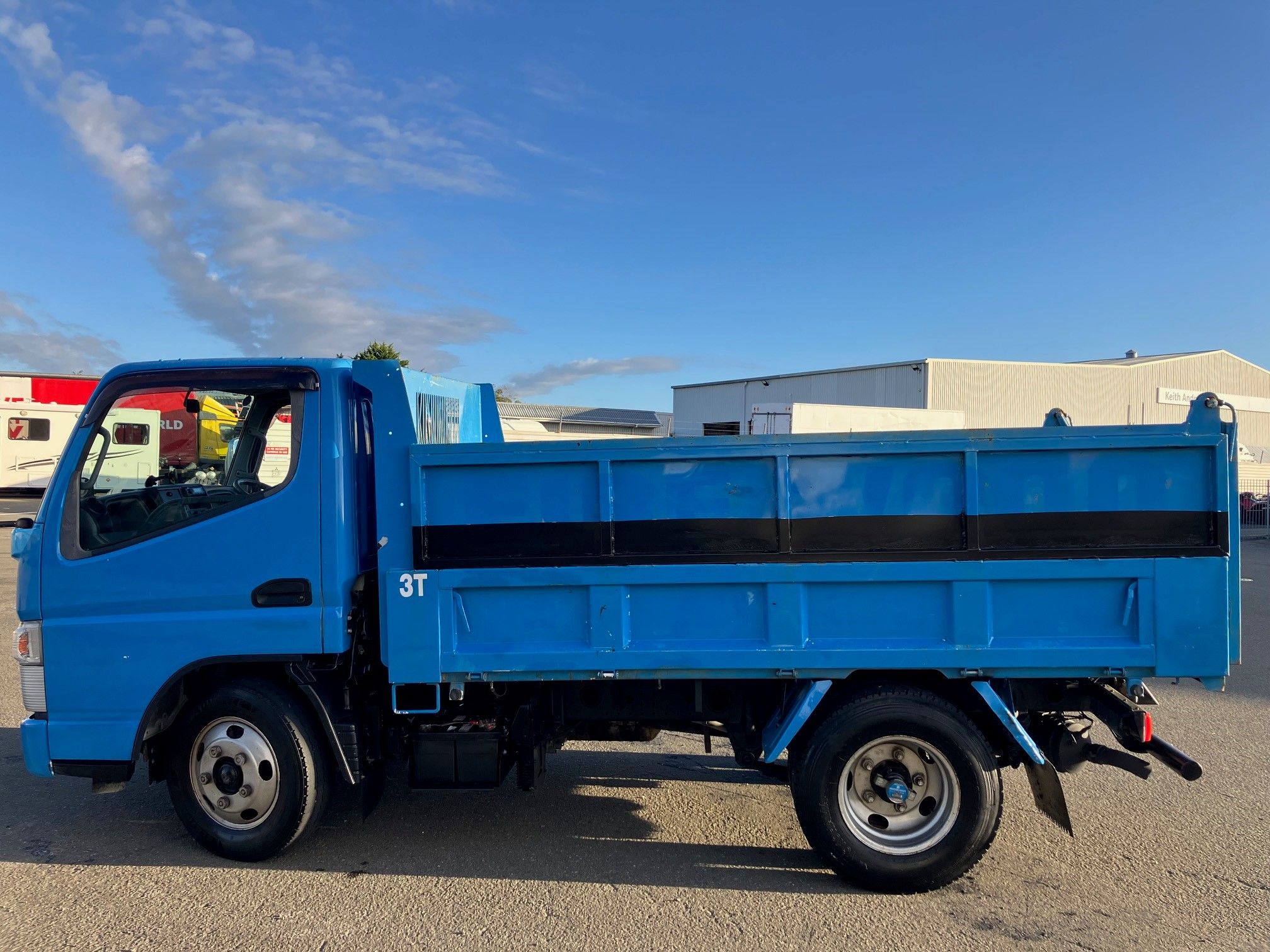 2011 Mitsubishi FUSO Canter FBA60 Tipper 