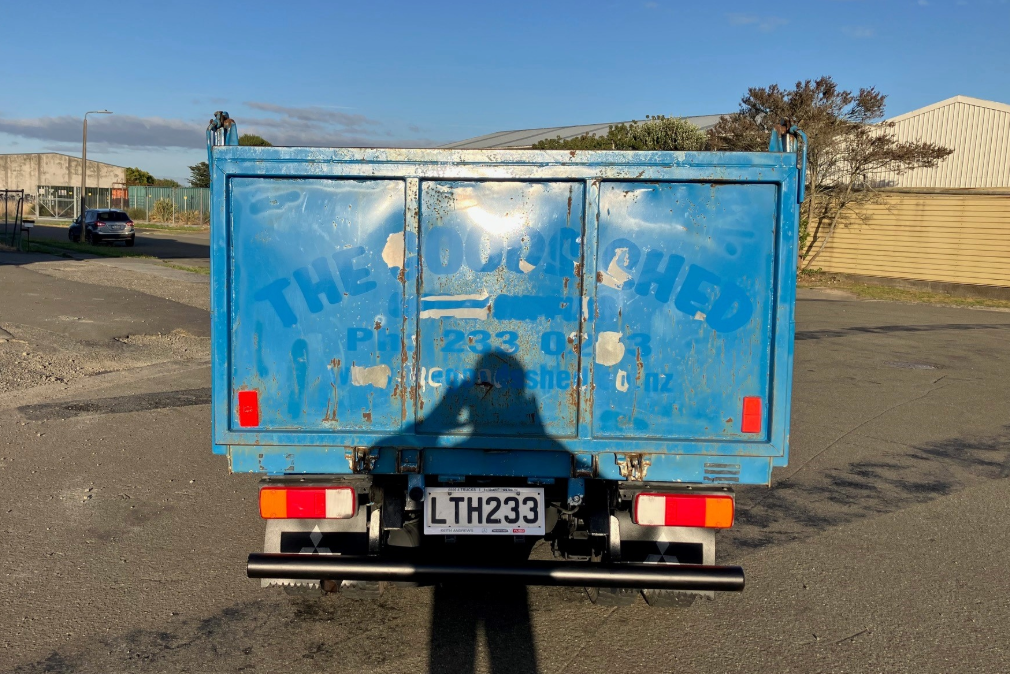 2011 Mitsubishi FUSO Canter FBA60 Tipper 