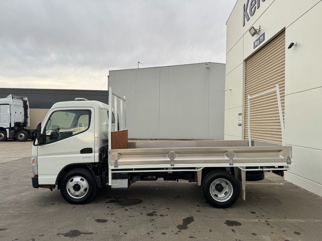 2025 FUSO Canter 516C Flat Deck