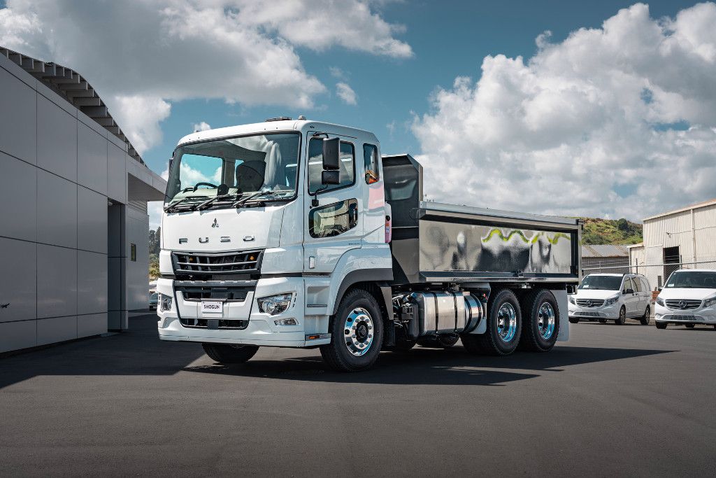 2023 FUSO Shogun FV2651K Tipper 