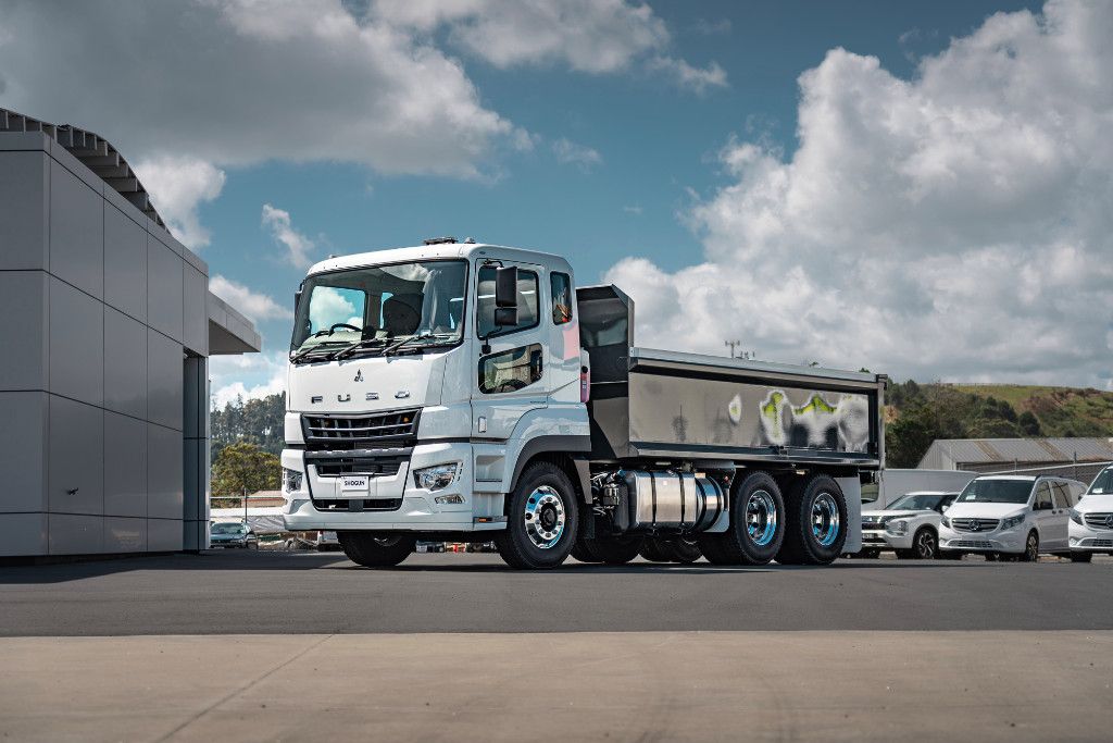 2023 FUSO Shogun FV2651K Tipper 