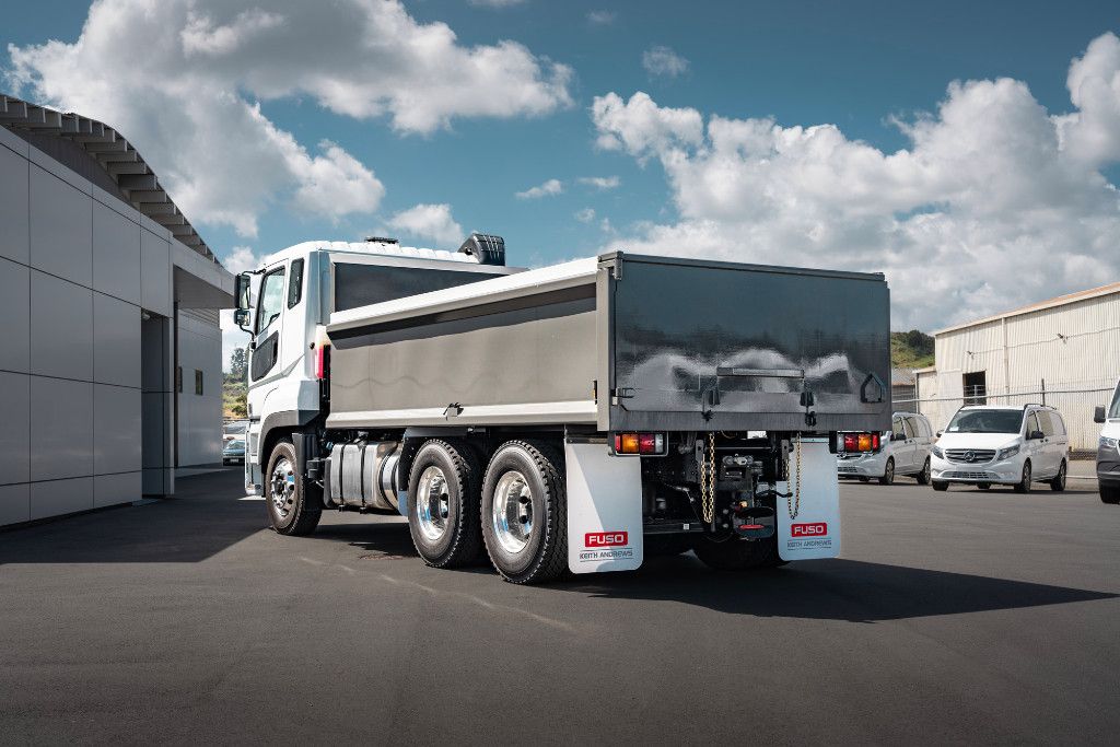 2023 FUSO Shogun FV2651K Tipper 