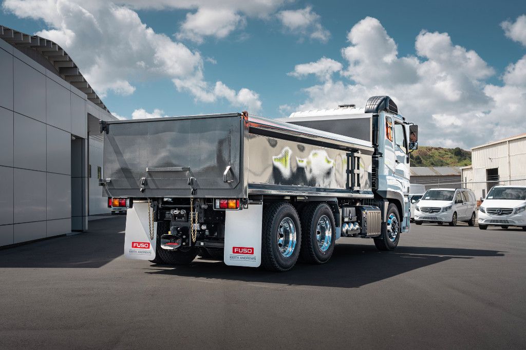 2023 FUSO Shogun FV2651K Tipper 