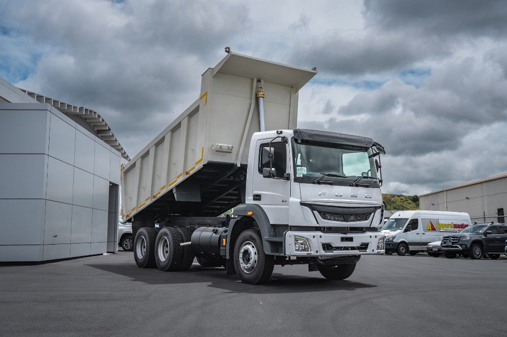 PRE REG 2025 FUSO Enduro FJ2528T Tipper 