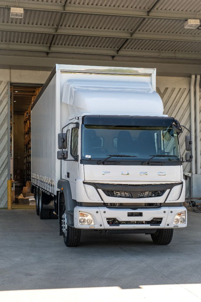 2023 FUSO Enduro FJ2528T 6x2 Curtainsider 16P