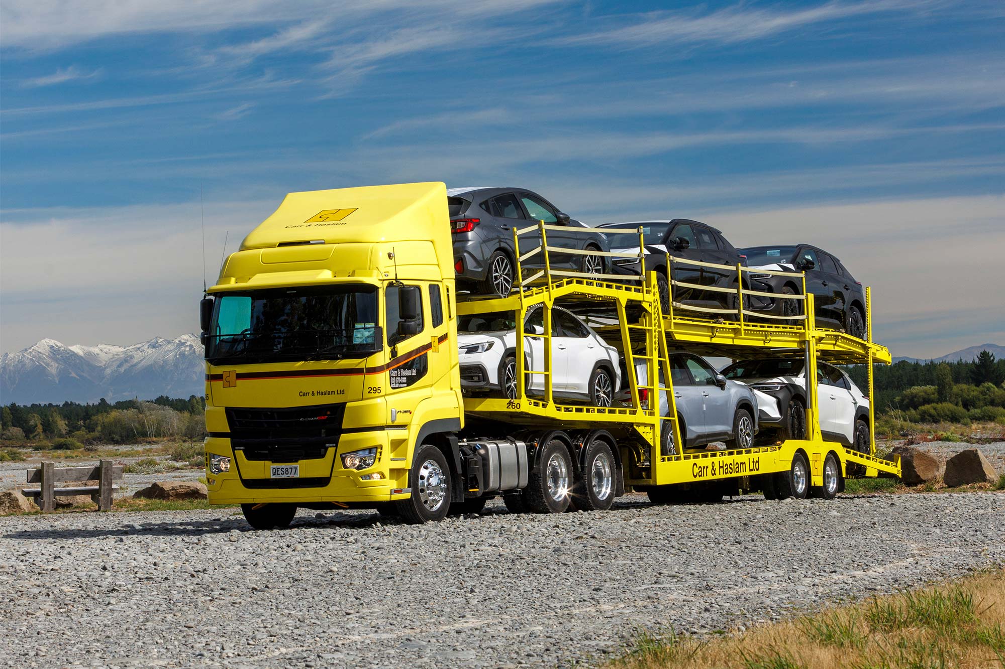 FUSO Shogun 510 with a full load of cars