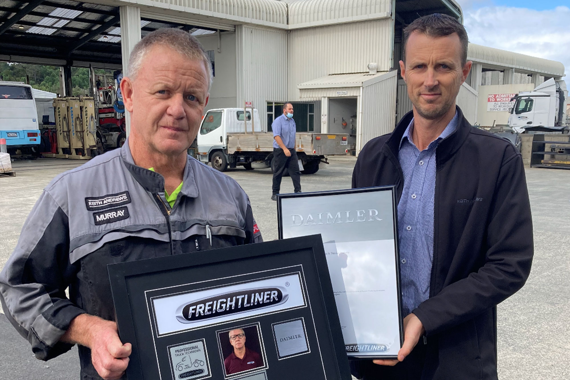 Keith Andrews’ latest Freightliner expert with his certificate. 