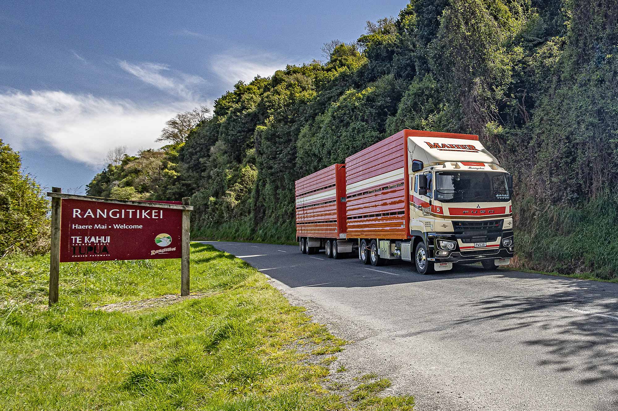 A FUSO Shogun 510 on the road