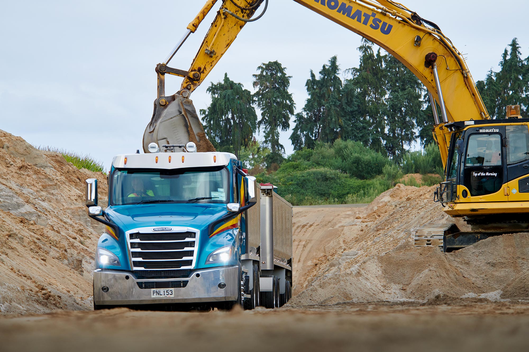 Freightliner Cascadia being loaded
