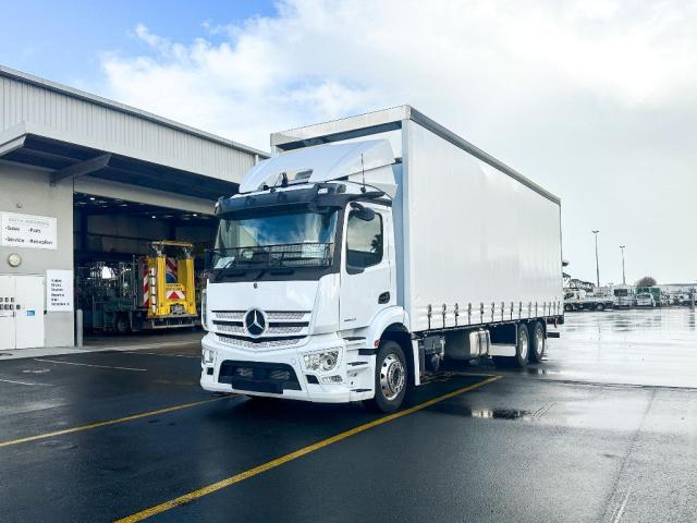 2023 Mercedes-Benz Actros5 2635L 6x2 18 Pallet Curtainsider