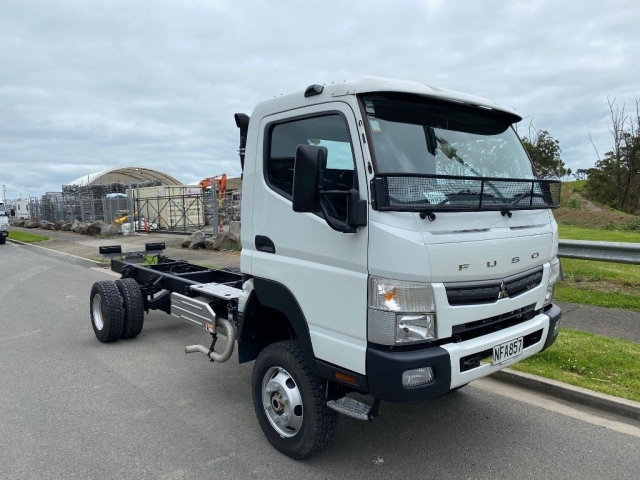 2020 Fuso Canter 716 4WD